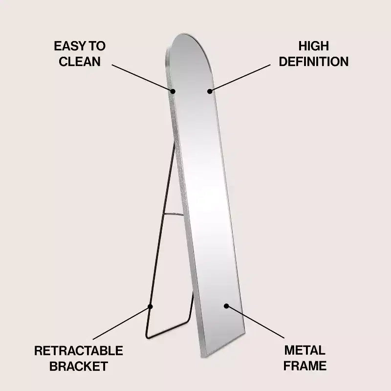 Miroir sur pied pleine longueur avec cadre en métal