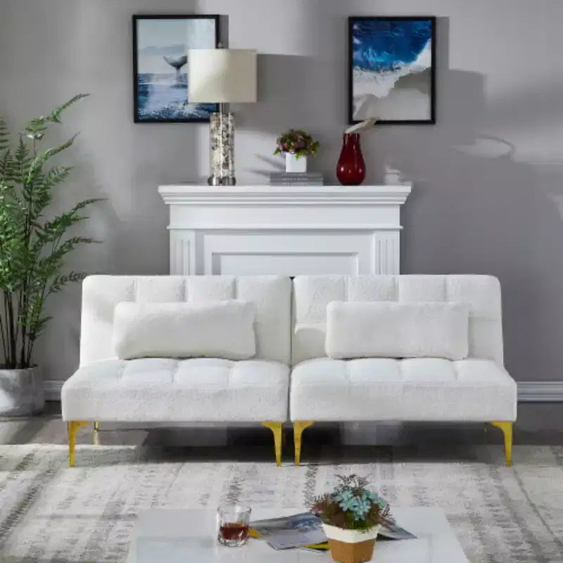 Schlafsofa mit Schlaffunktion, goldenen Metallbeinen und Teddy-Stoff