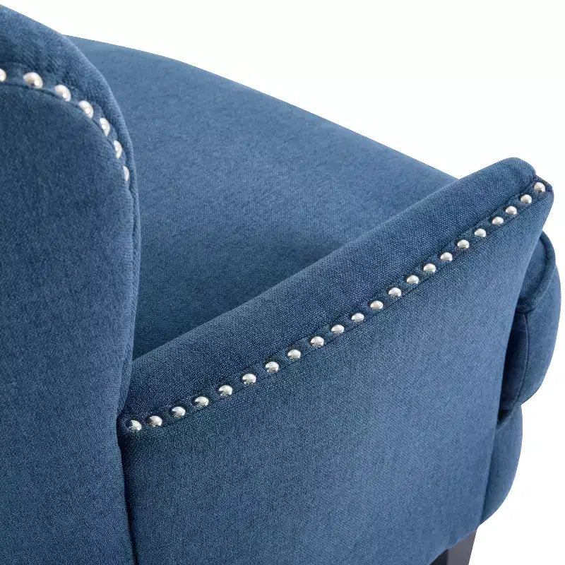 Fauteuil d’appoint vintage rembourré à capitons, fauteuil à oreilles classique avec clous décoratifs et pieds en bois