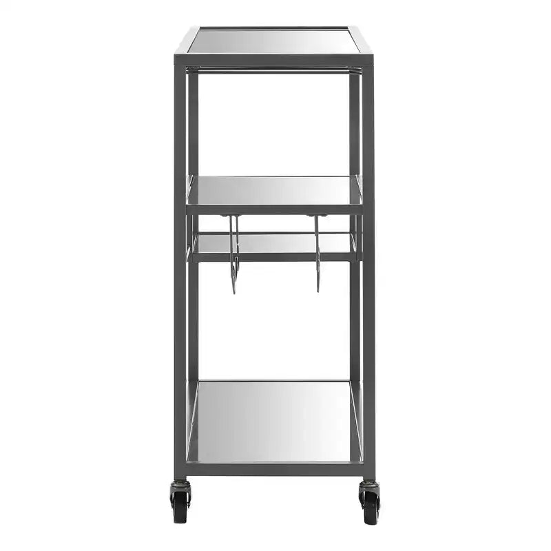 Rollbarer Barwagen aus Metall mit Glasablagen und Weinaufbewahrung