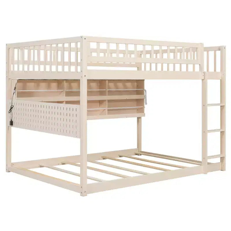 Litera con cama superior Full XL y cama inferior Queen, estanterías integradas, luces de colores cambiantes y panel perforado