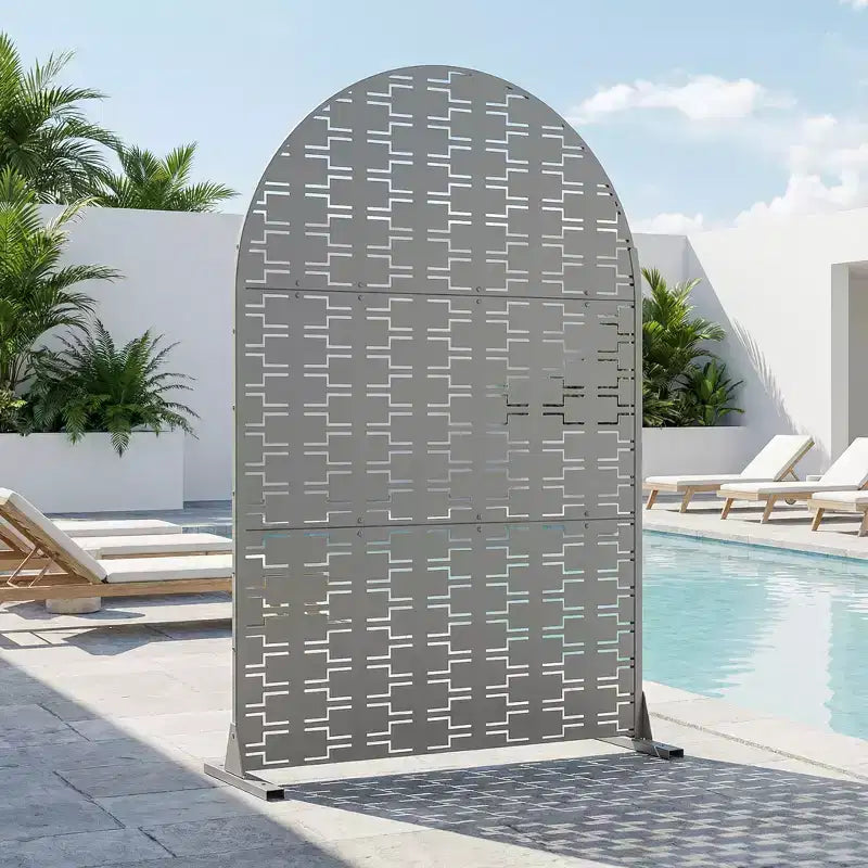 Paneles de privacidad independientes de metal para exteriores, arqueados, de 72H x 47W, en gris claro/marrón, para jardín, patio, terraza y patio trasero